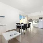 Kamenjak Center Aparthotel 4*