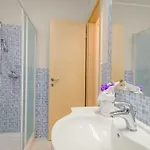 Aparthotel Kamenjak Center 4*