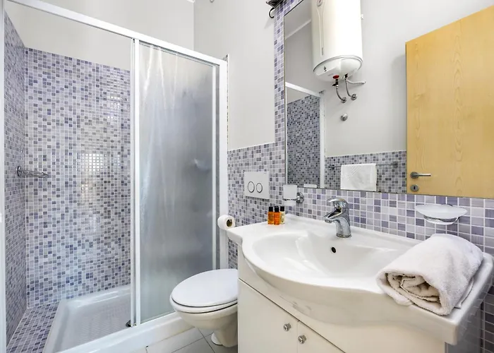 Lejlighedshotel Kamenjak Center 4*