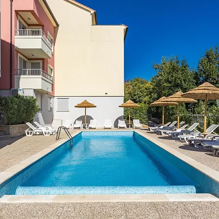 Kamenjak Center Aparthotel