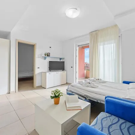Kamenjak Center Apartmanhotel