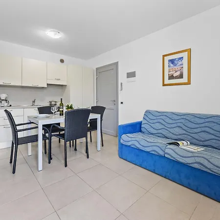 Kamenjak Center Aparthotel