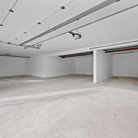 Kamenjak Center 4*